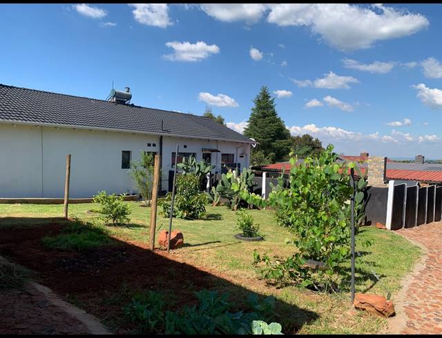 3 BEDROOM HOUSE FOR SALE IN HILLSHAVEN